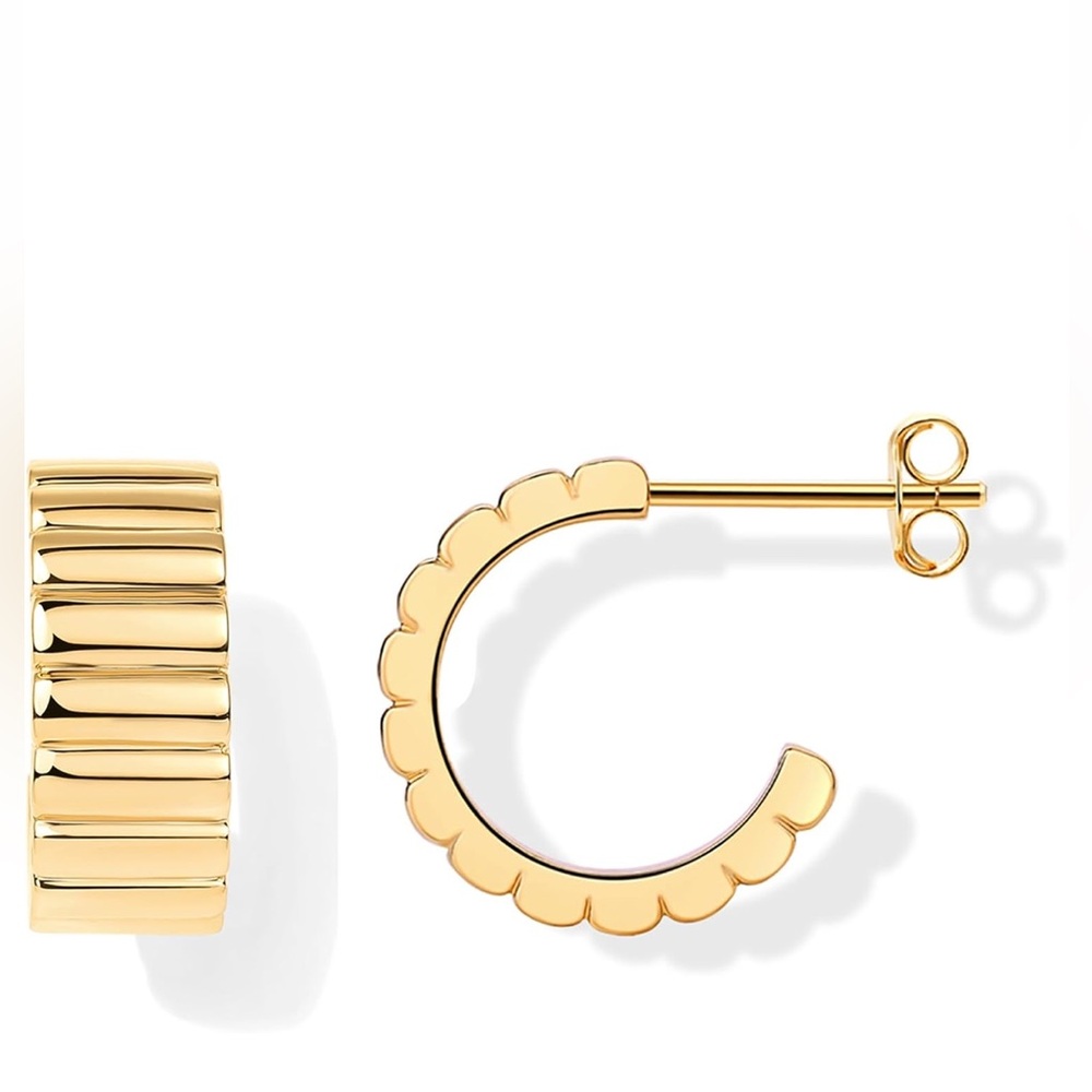 14k Gold plated ribbed elegant gold hoops πβ¨ - Picture 3 of 3